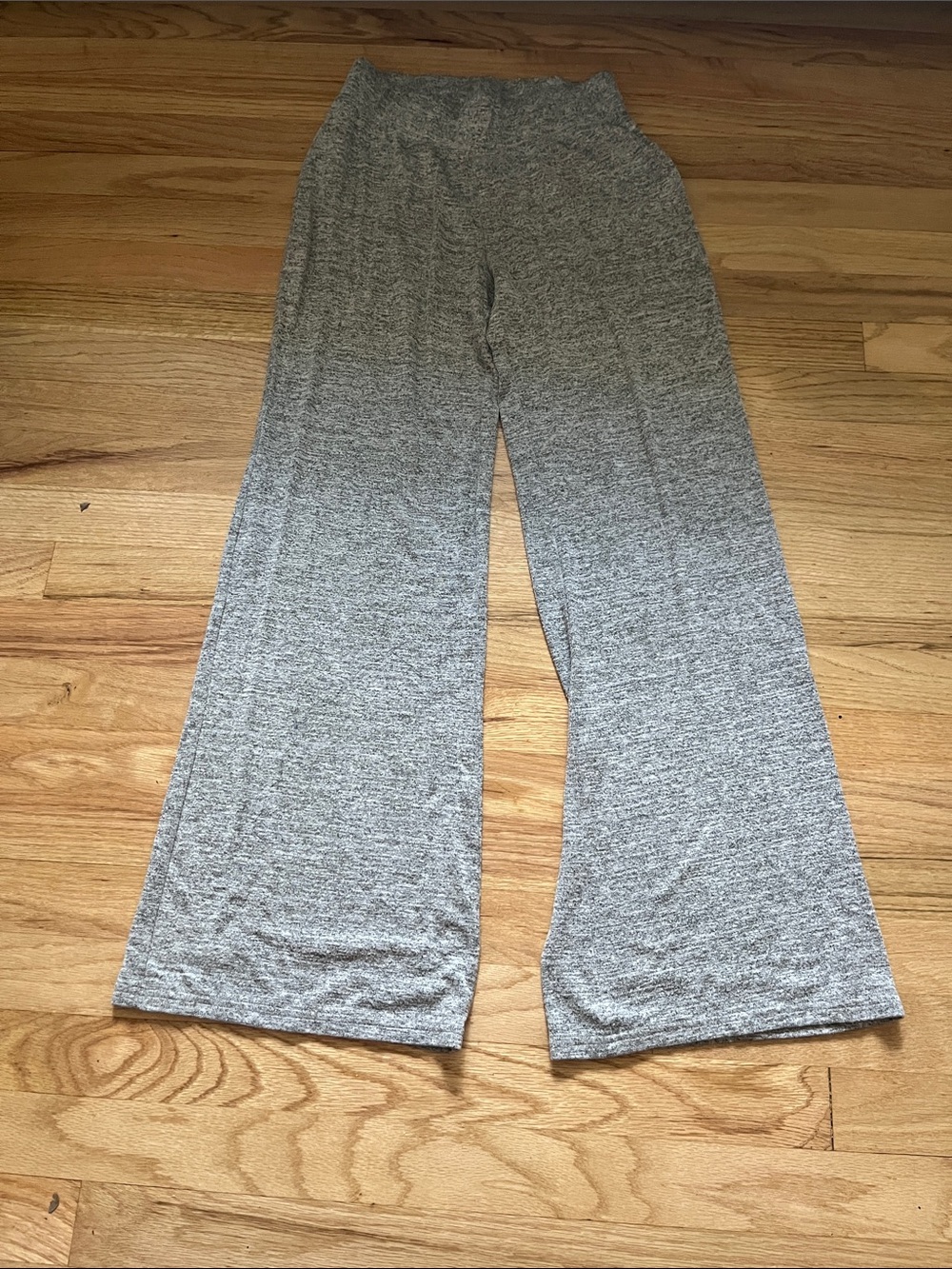 GAP Women's Gray Wide-Leg Knit Joggers